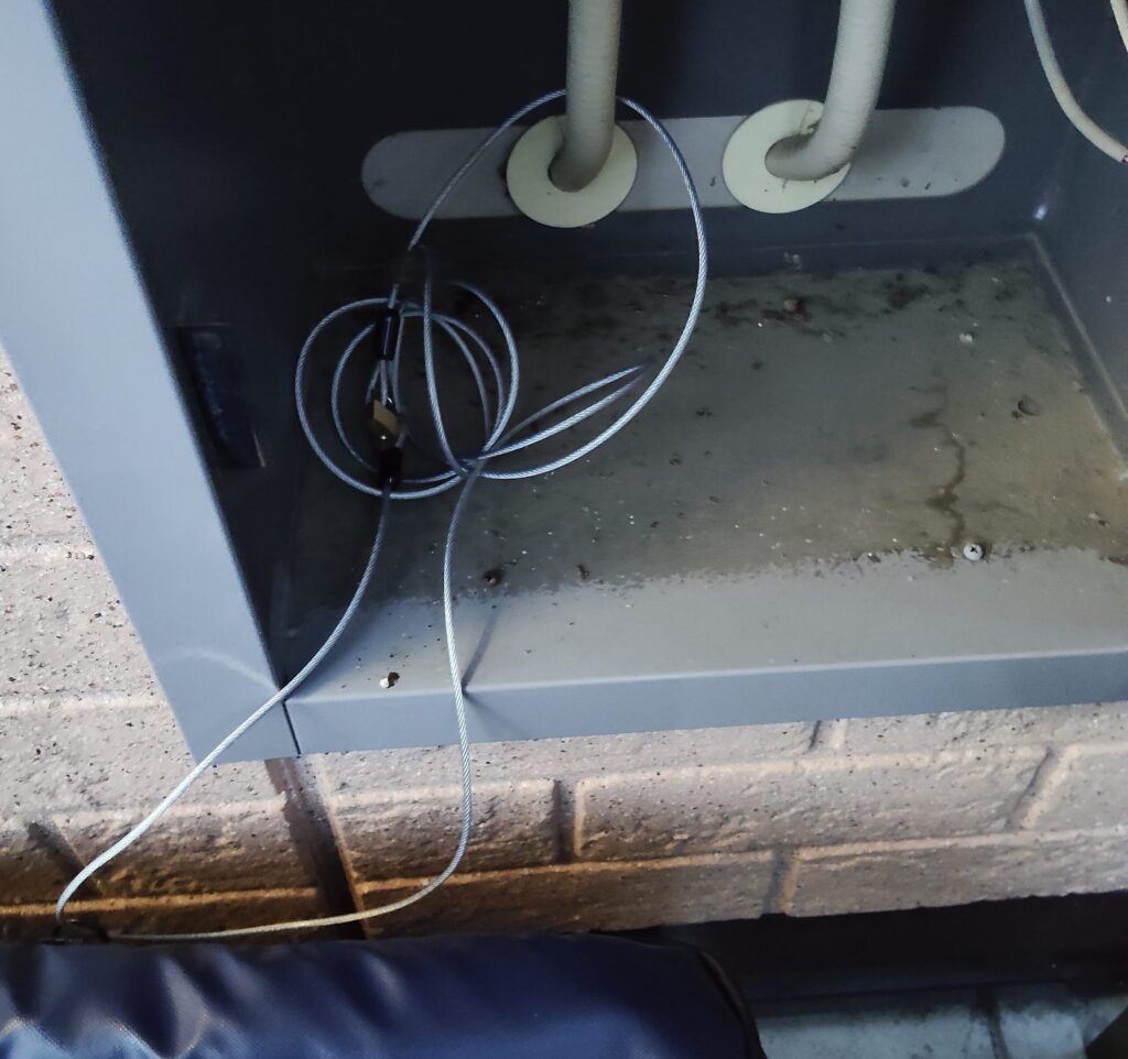 宅配BOX固定方法